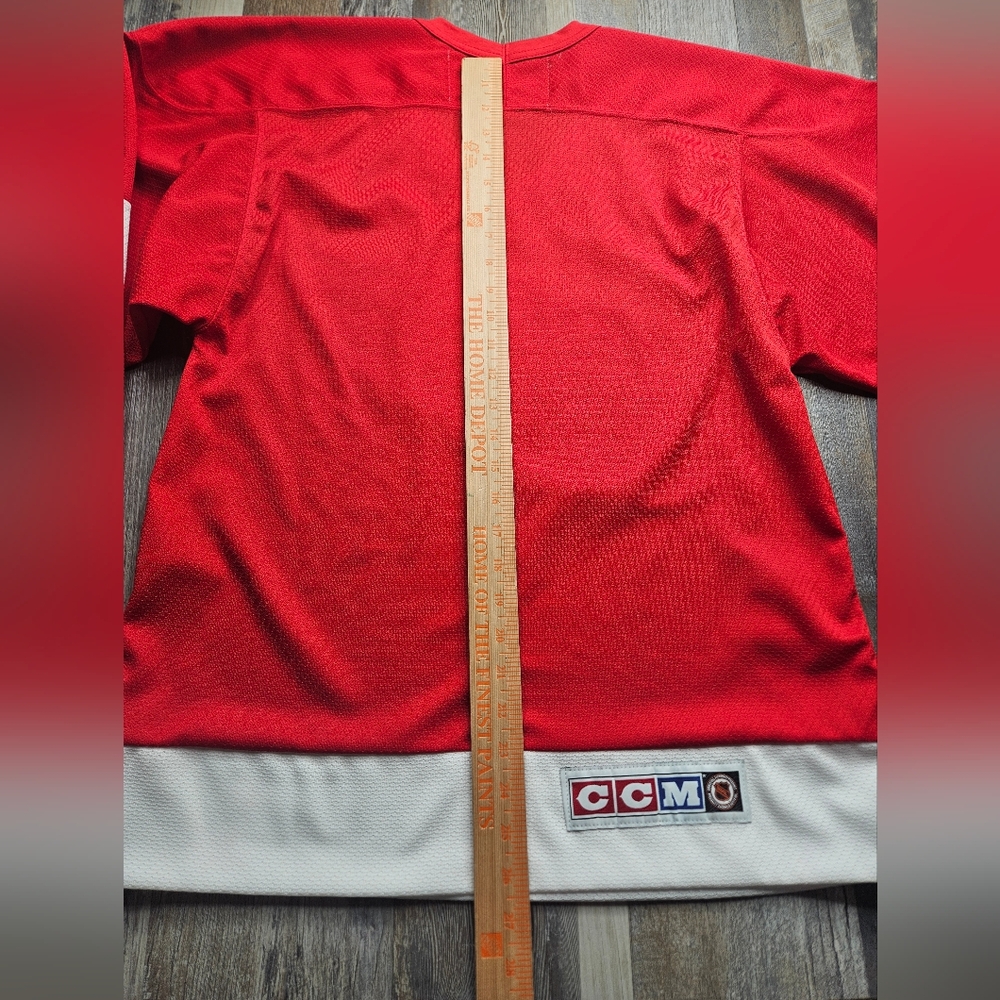 Vintage Detroit Red Wings Hockey Jersey Mens Size Small CCM - Picture 7 of 10